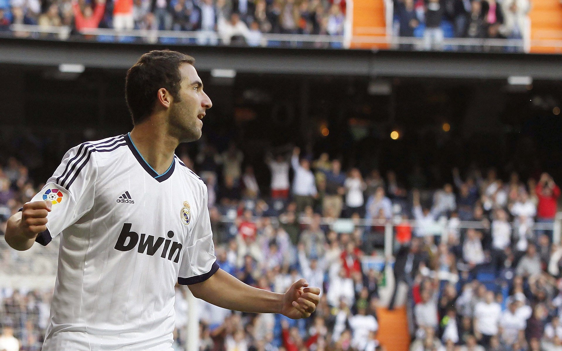 浓眉哥关键节点比分优势明显，热火带队取胜！