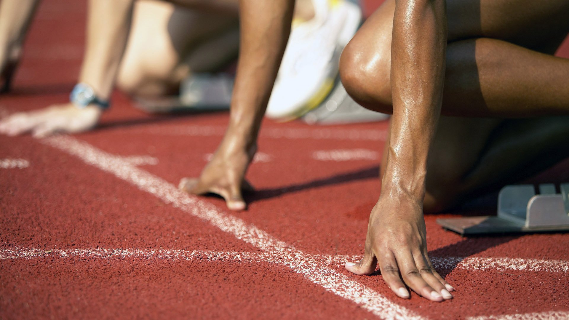 Rookie在掘金比赛中比分优势明显，赛况扑朔迷离引发热议！